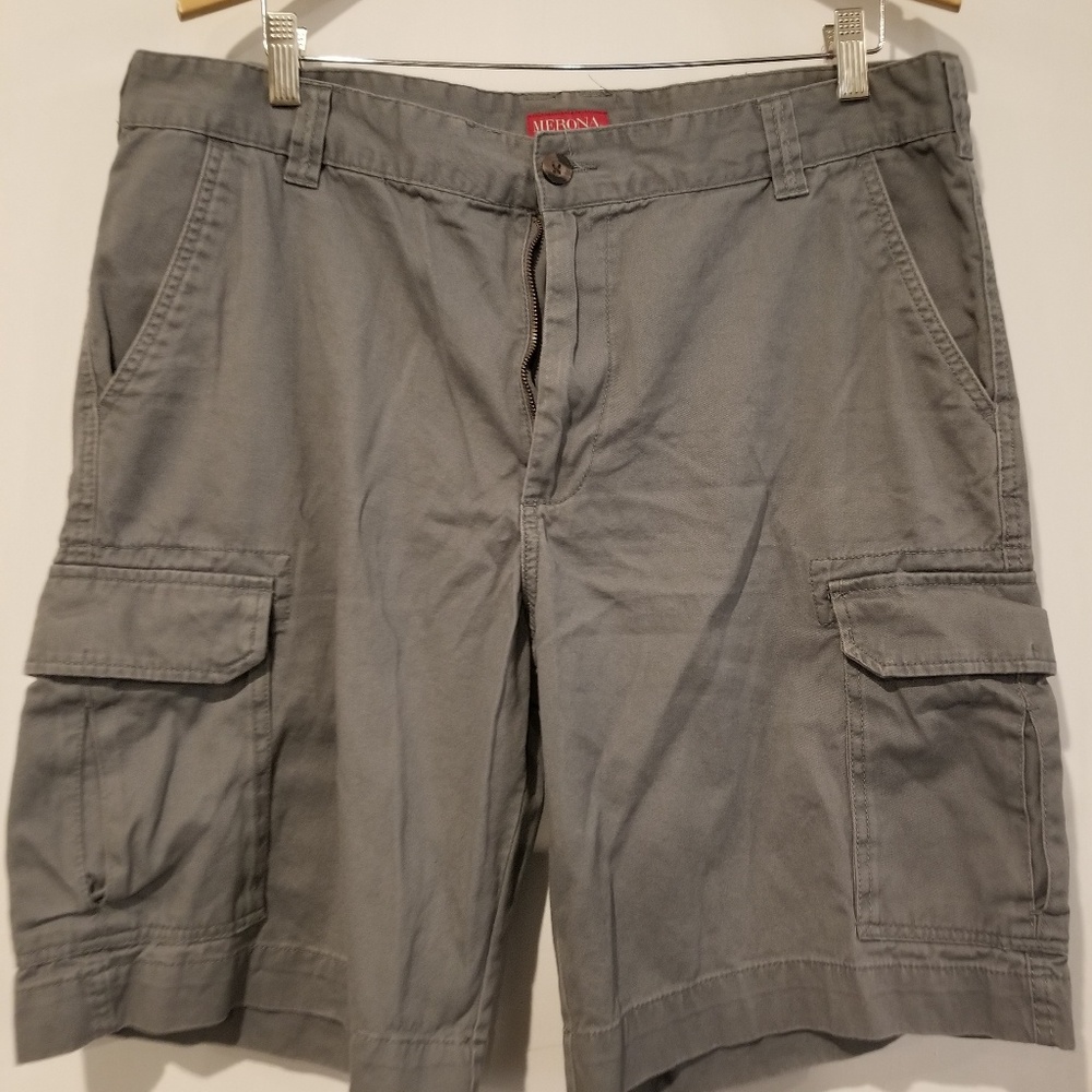 Men's gray cargo shorts